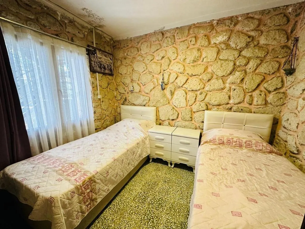 Denize Sifir-Otantik Tas Ev Villa Çeşme